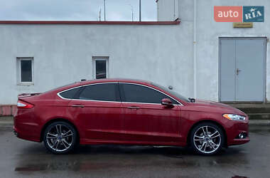 Седан Ford Fusion 2014 в 