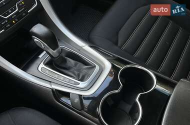 Седан Ford Fusion 2014 в 