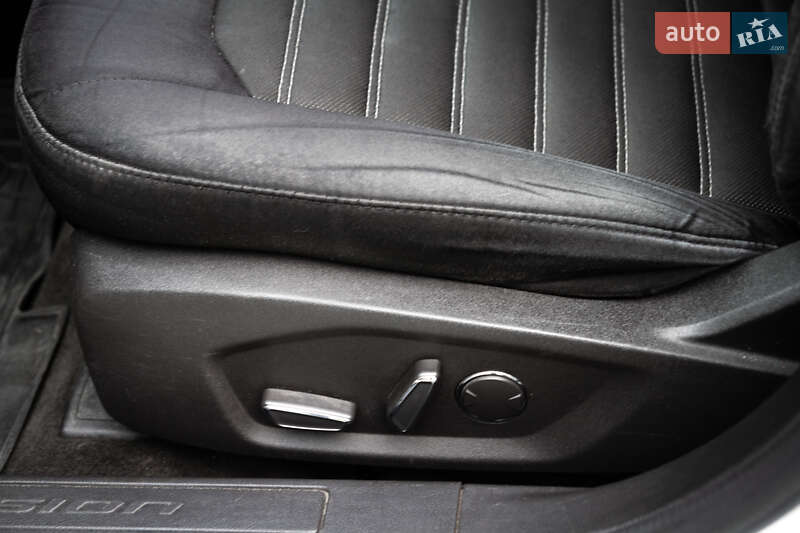 Седан Ford Fusion 2014 в Тернополе