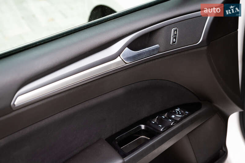 Седан Ford Fusion 2014 в Тернополе
