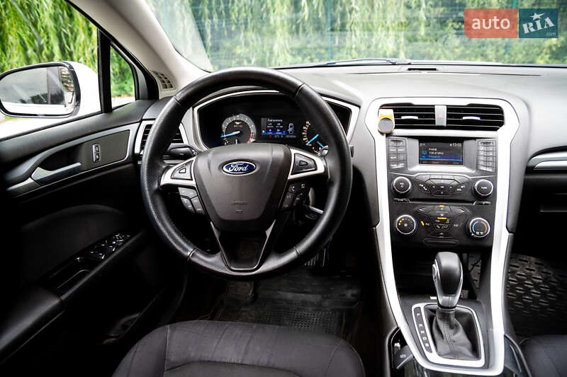 Седан Ford Fusion 2014 в Тернополе