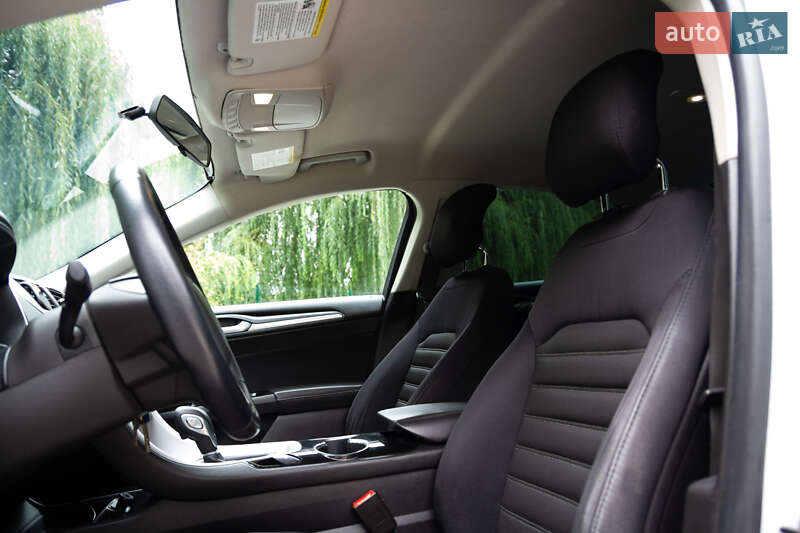Седан Ford Fusion 2014 в Тернополе