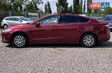 Седан Ford Fusion 2014 в 