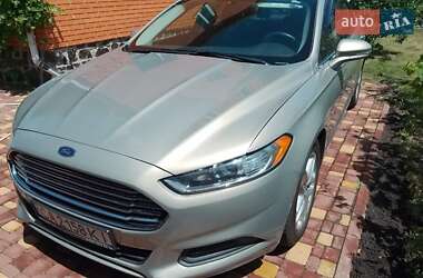 Седан Ford Fusion 2014 в 