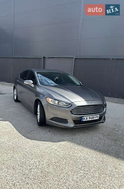 Седан Ford Fusion 2014 в 