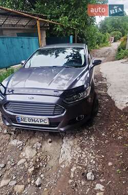 Седан Ford Fusion 2014 в Дніпрі