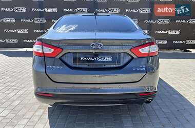 Седан Ford Fusion 2014 в 