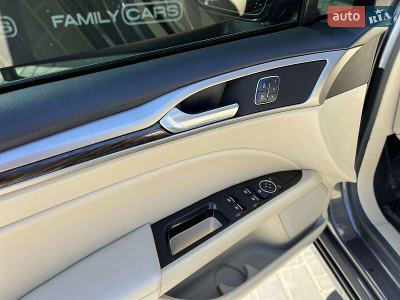 Седан Ford Fusion 2014 в Одессе