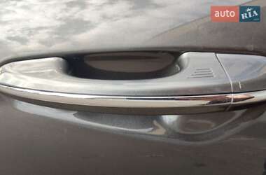 Седан Ford Fusion 2016 в 