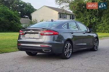 Седан Ford Fusion 2020 в 