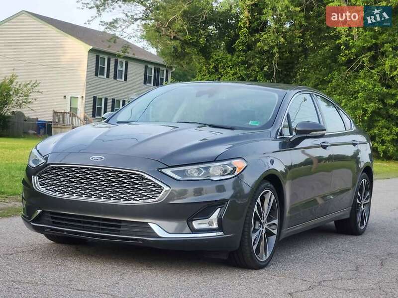 Седан Ford Fusion 2020 в 