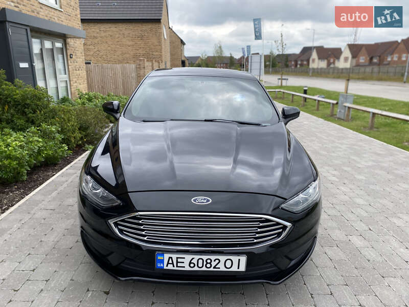 Седан Ford Fusion 2017 в Львове