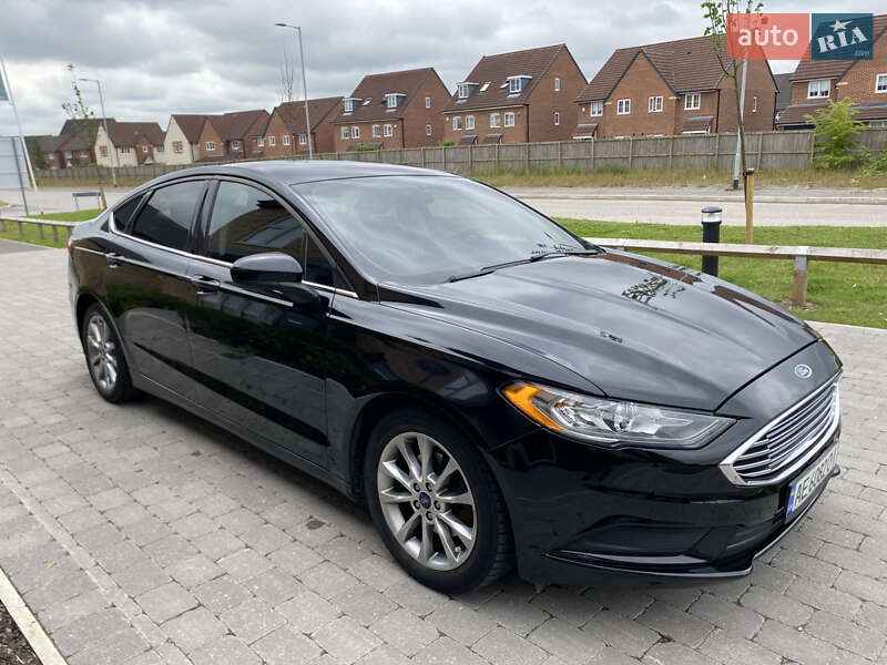 Седан Ford Fusion 2017 в Львове
