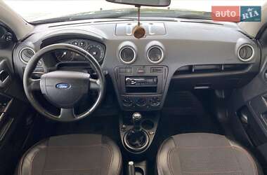 Хэтчбек Ford Fusion 2007 в 