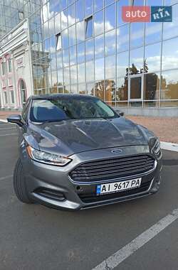 Седан Ford Fusion 2014 в Львове