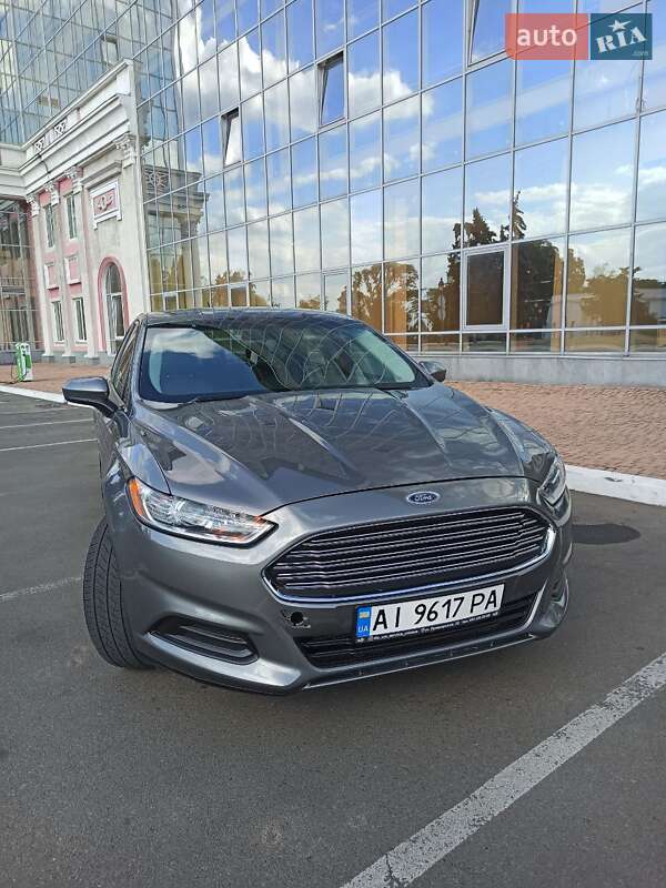 Седан Ford Fusion 2014 в Львове