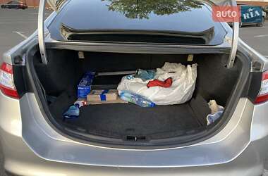 Седан Ford Fusion 2015 в 