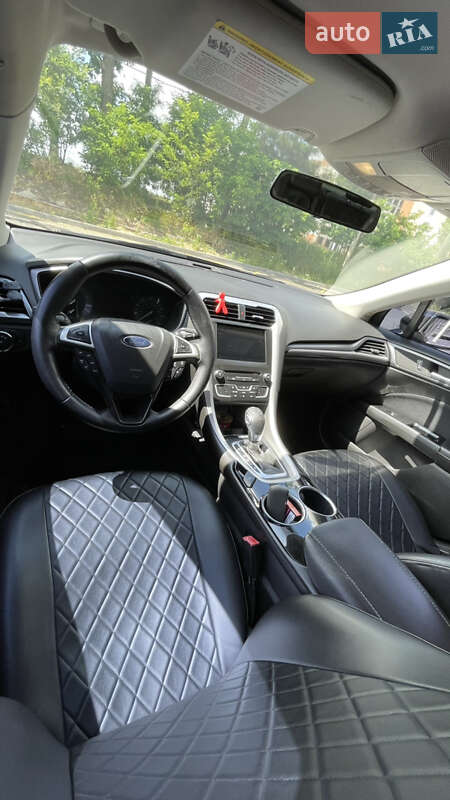 Седан Ford Fusion 2013 в Киеве