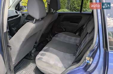 Хэтчбек Ford Fusion 2008 в 