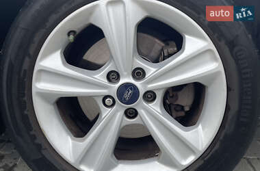 Седан Ford Fusion 2015 в 
