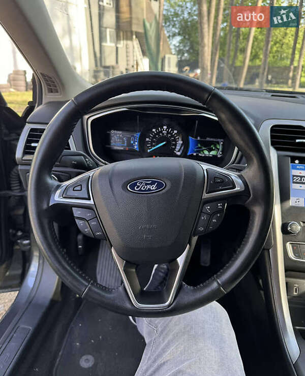 Седан Ford Fusion 2018 в Києві