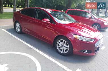 Седан Ford Fusion 2014 в 