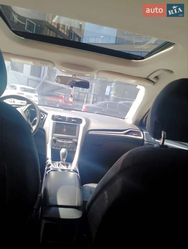 Седан Ford Fusion 2014 в Хмельницькому