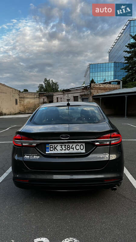 Седан Ford Fusion 2017 в Киеве