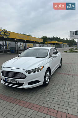 Седан Ford Fusion 2013 в 