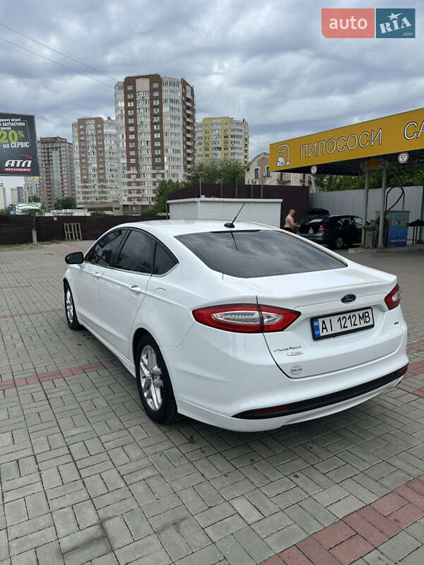 Седан Ford Fusion 2013 в Киеве