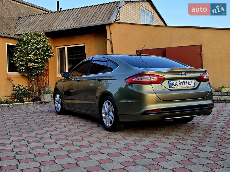 Седан Ford Fusion 2012 в Запоріжжі