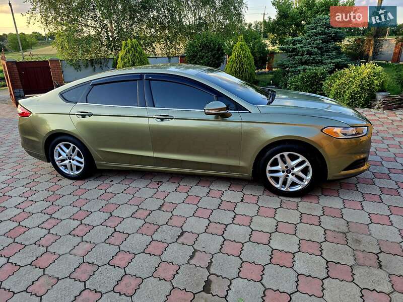 Седан Ford Fusion 2012 в Запоріжжі