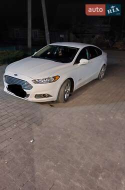 Седан Ford Fusion 2014 в Кривому Розі