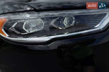 Седан Ford Fusion 2017 в 