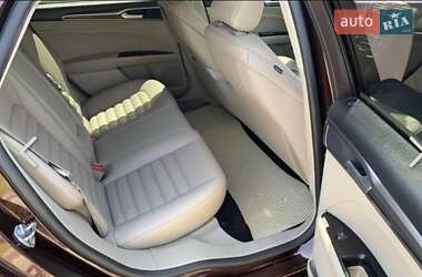 Седан Ford Fusion 2019 в 