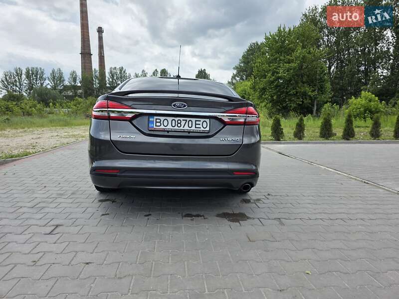 Седан Ford Fusion 2016 в Тернополе