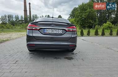 Седан Ford Fusion 2016 в 