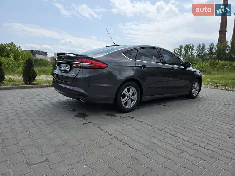 Седан Ford Fusion 2016 в Тернополе