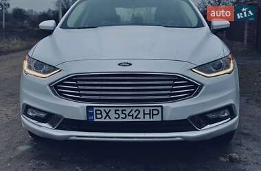 Седан Ford Fusion 2016 в 