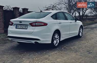Седан Ford Fusion 2016 в 