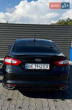 Седан Ford Fusion 2014 в 