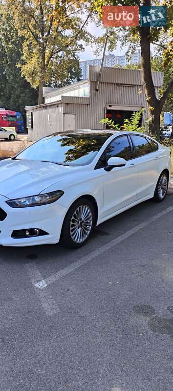 Седан Ford Fusion 2014 в Киеве