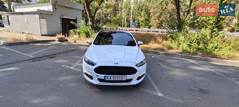 Седан Ford Fusion 2014 в Киеве
