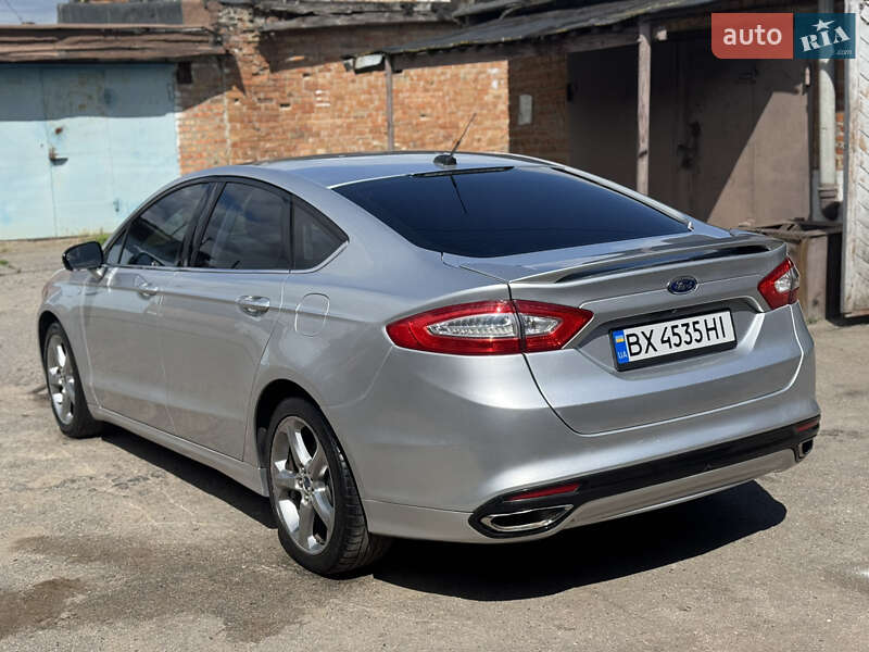 Седан Ford Fusion 2014 в Полтаве