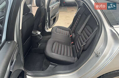 Седан Ford Fusion 2014 в 