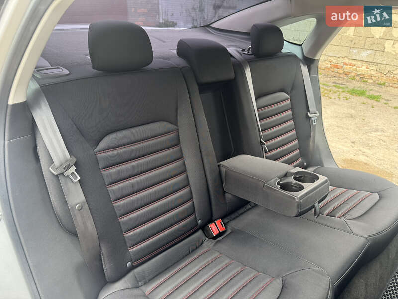 Седан Ford Fusion 2014 в Полтаве
