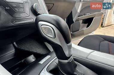 Седан Ford Fusion 2014 в 