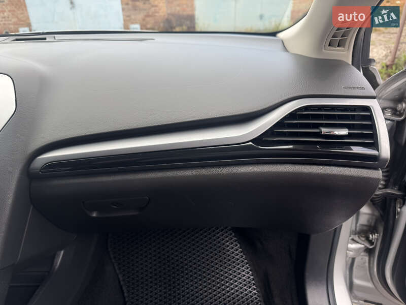 Седан Ford Fusion 2014 в Полтаве