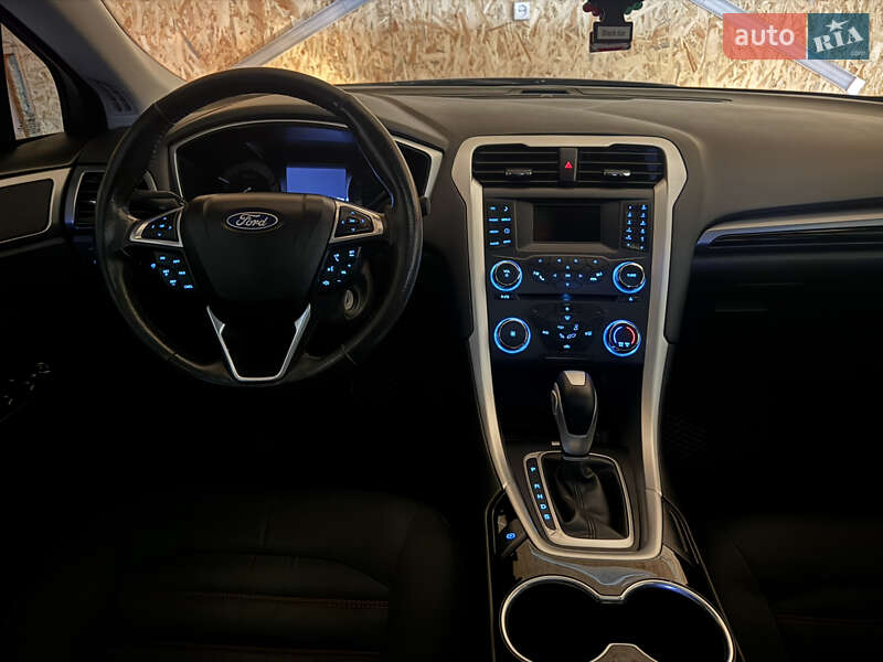 Седан Ford Fusion 2014 в Полтаве