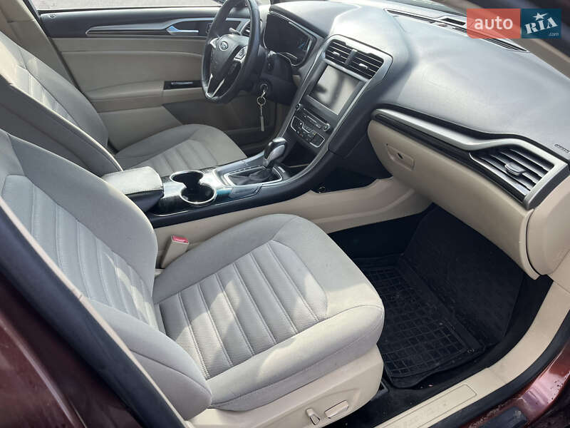 Седан Ford Fusion 2015 в Киеве